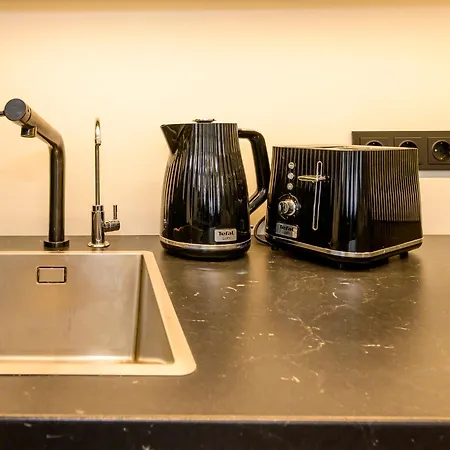 Marijas Designer - Quiet Luxury In The Heart Of *